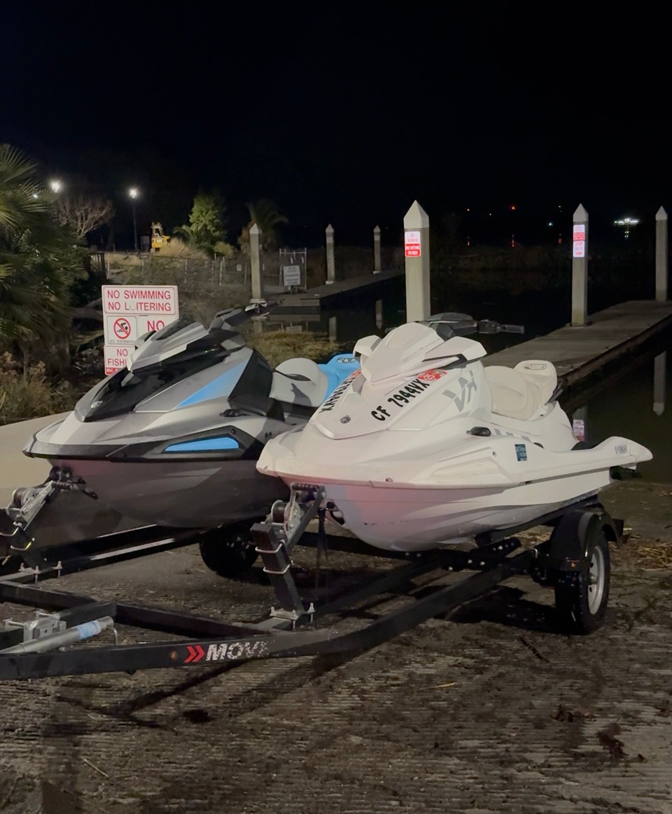 WEEKEND 2024 Yamaha VX Cruiser w/Audio (3 Seater) Jetski Rental
